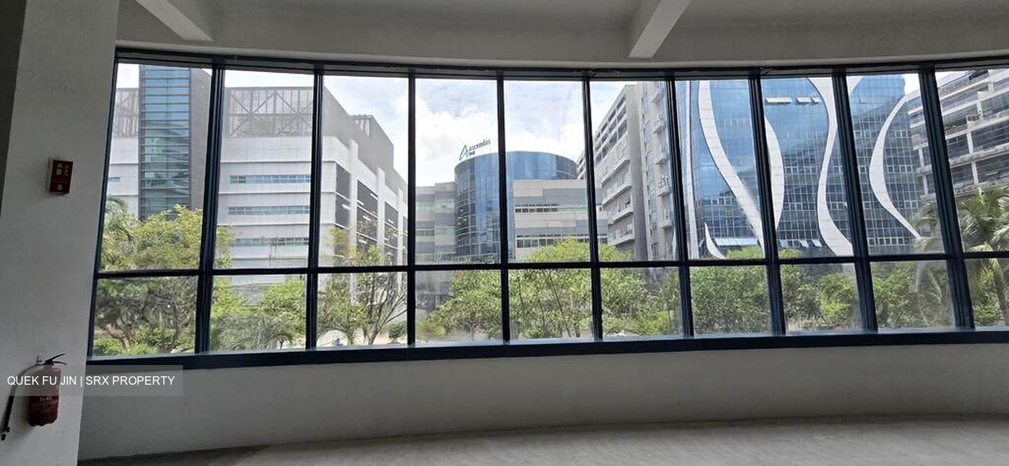 Cyberhub North (D19), Factory #526105441